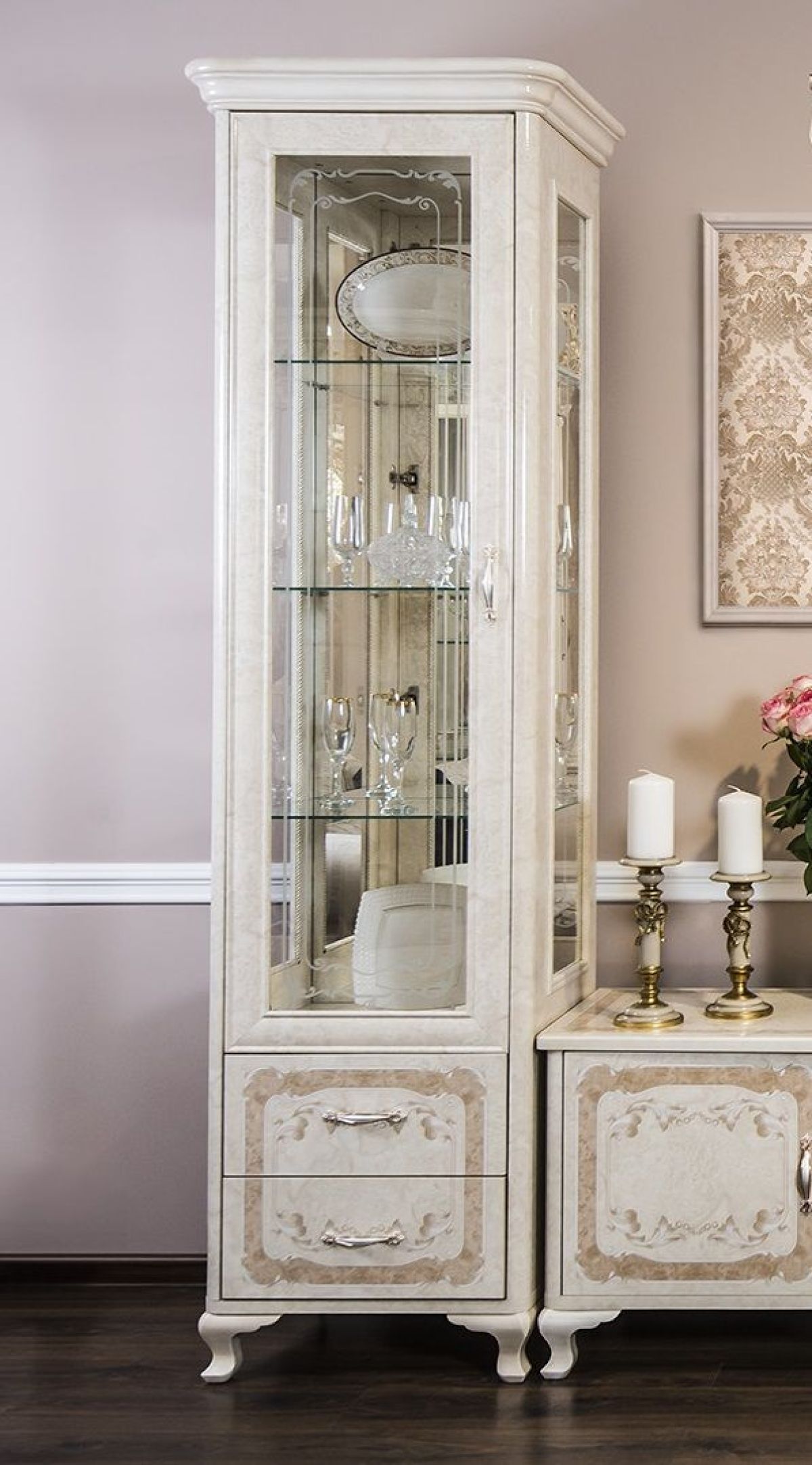 Гостиная Патрисия 1+комод+зеркало+1 (крем корень глянец) | фото 2